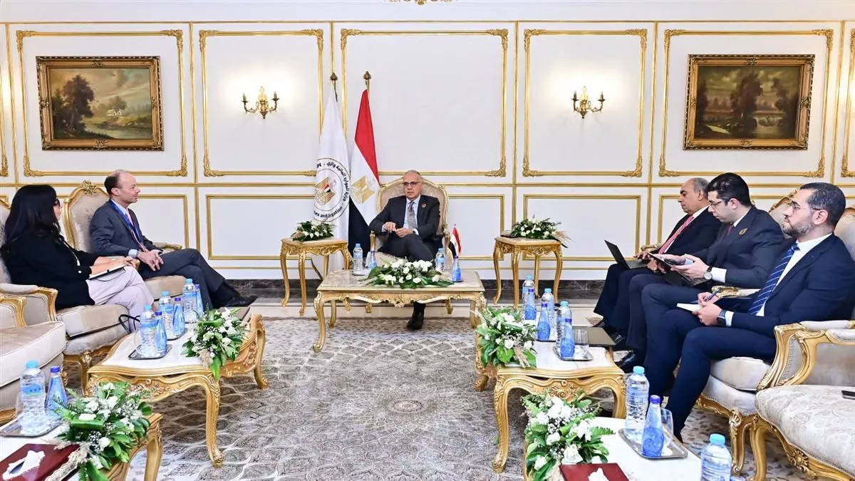 وزير الري يبحث مع البنك الدولي تمويل مشروعات المياه