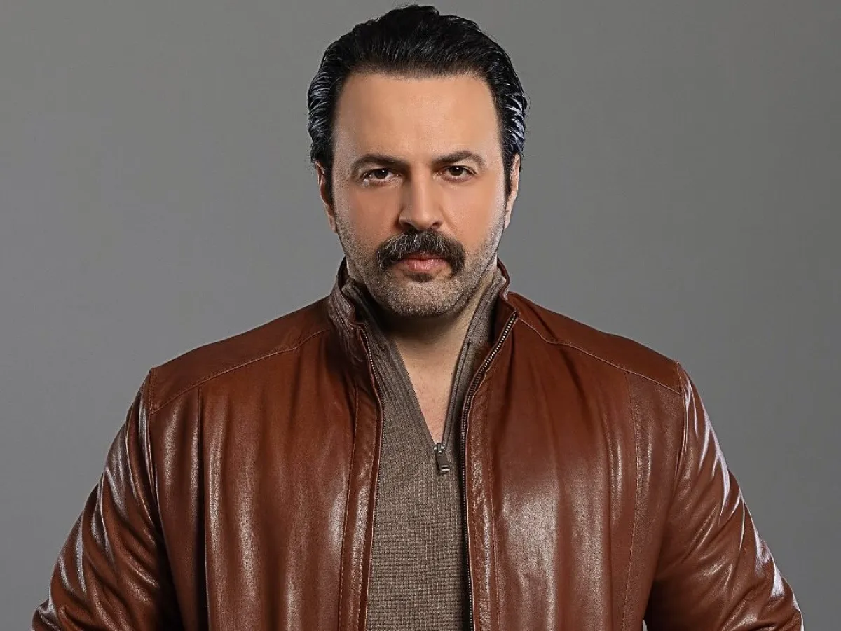 الفنان تيم حسن