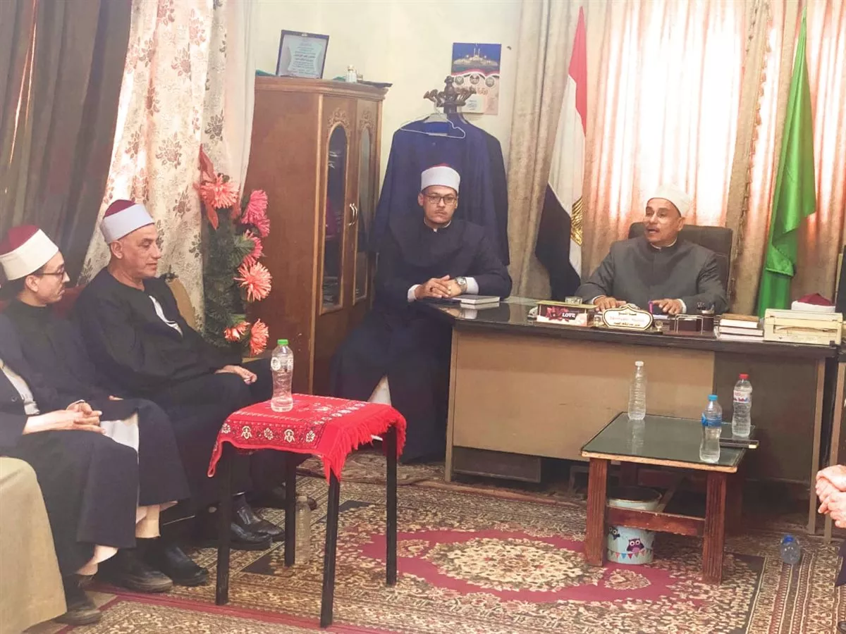 مدير أوقاف الفيوم يعقد اجتماعا موسعا لوضع سياسات العمل الفترة المقبلة
