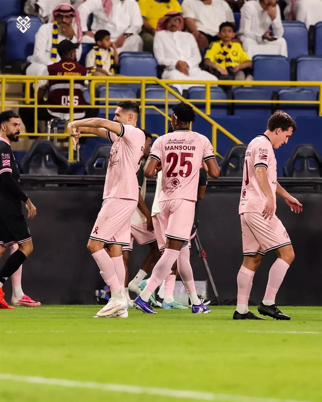 الدوري السعودي، النصر والخلود يتعادلان 2-2 في شوط أول مثير (صور)