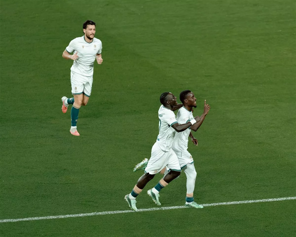 الدوري السعودي، نيوم يخطف فوزا مثيرا خارج ملعبه بنتيجة 2-1أمام الدرعية (صور)