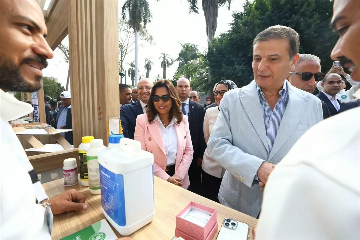 وزير الزراعة خلال افتتاح مهرجان النباتات الطبية والعطرية: صادراتها تضاعفت لـ852 مليون دولار