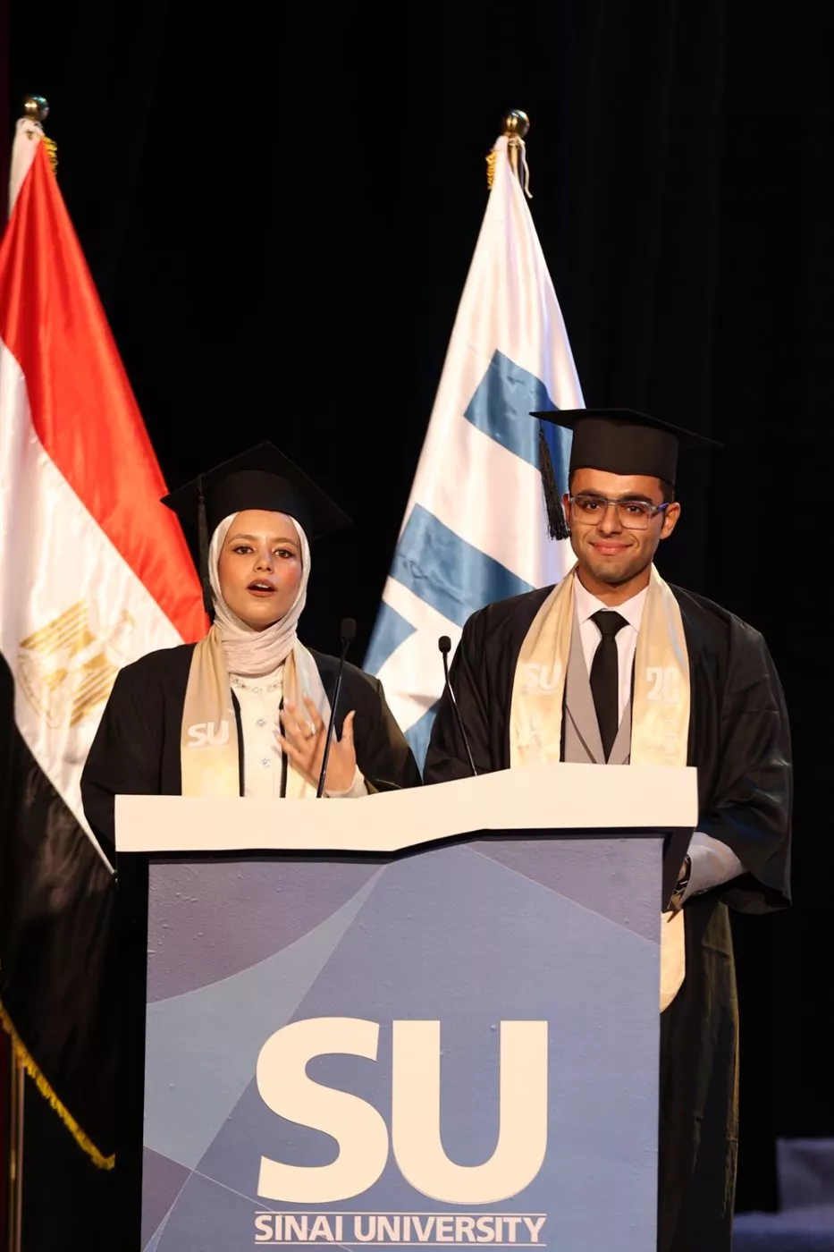 حسن راتب خلال حفل تخرج جامعة سيناء: تحديات إقليمية كبرى تنتظر المنطقة