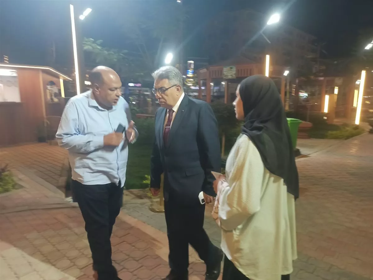 محافظ الدقهلية يتفقد حديقة كوكب الشرق بالمنصورة ويوجه بزيادة صناديق القمامة