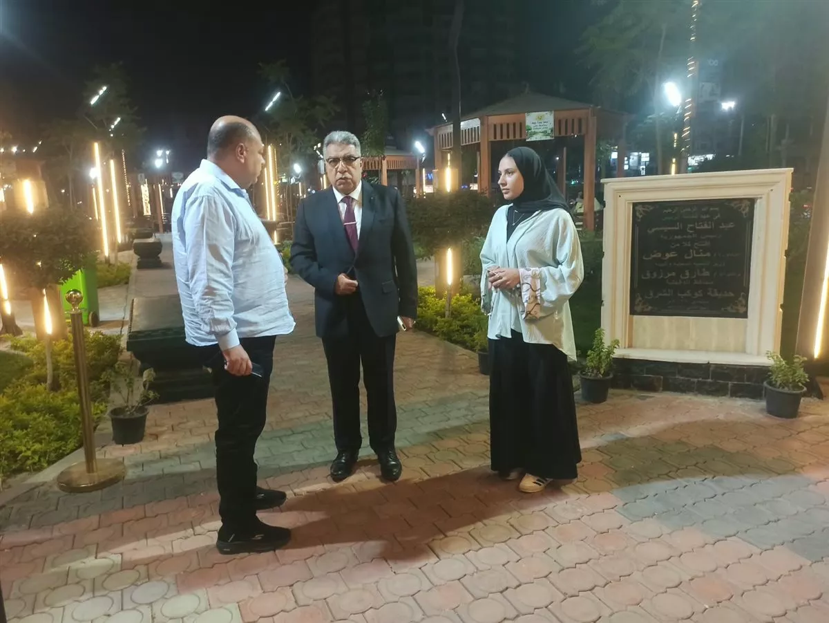 محافظ الدقهلية يتفقد حديقة كوكب الشرق بالمنصورة ويوجه بزيادة صناديق القمامة