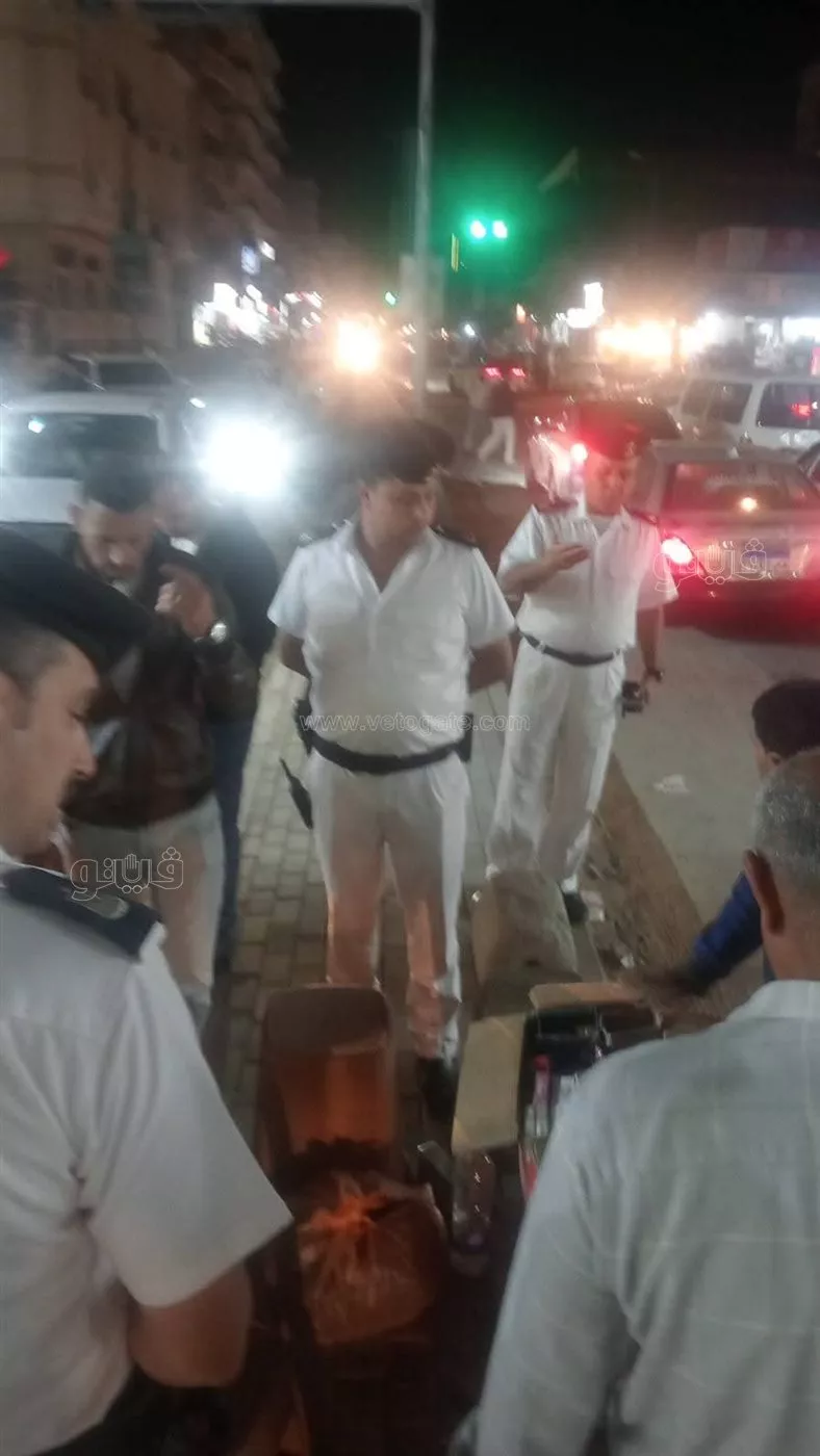 حملات مكبرة لإزالة الإشغالات في شوارع مطروح