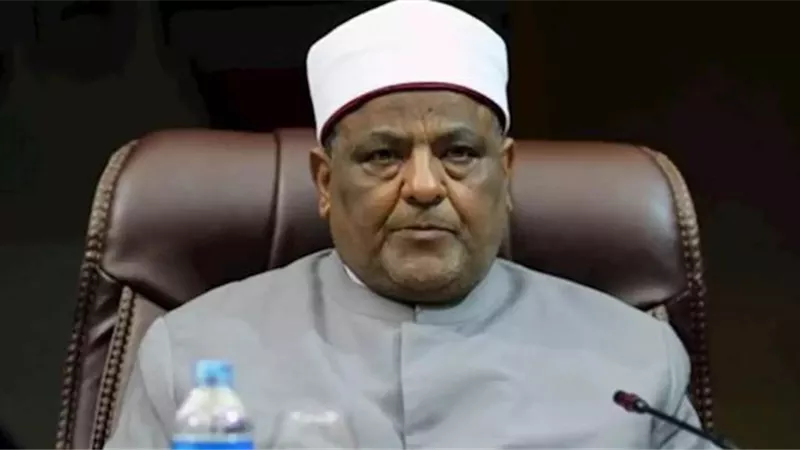 الدكتور عباس شومان